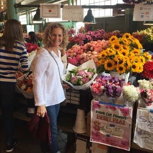 Meet your Posher, Laura